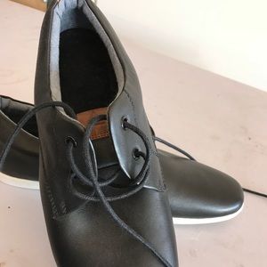 Men Black Shoes